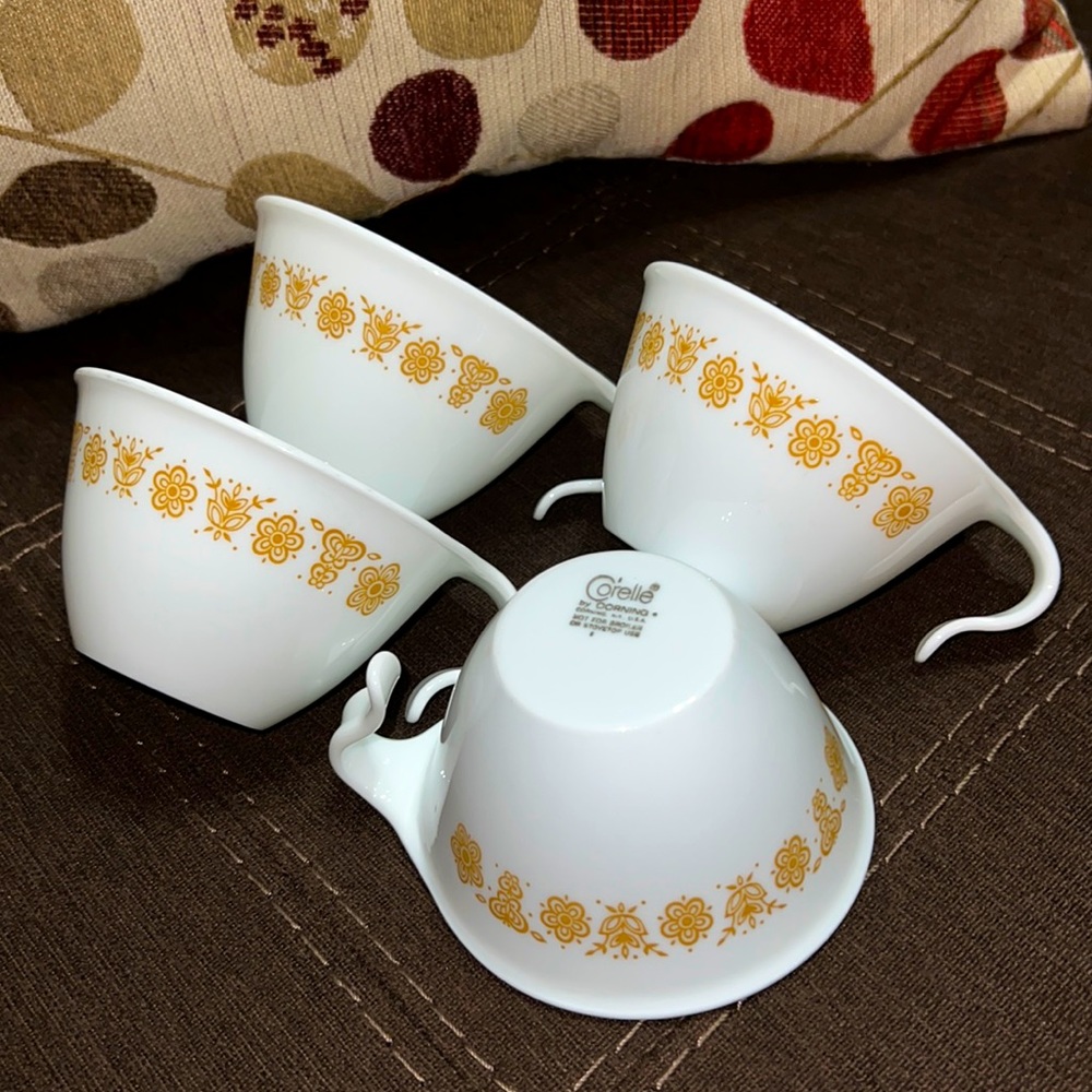 Vintage CORNING (CORELLE) “Butterfly Gold” Flat Cups 🦋 🎉FINAL PRICE🎉